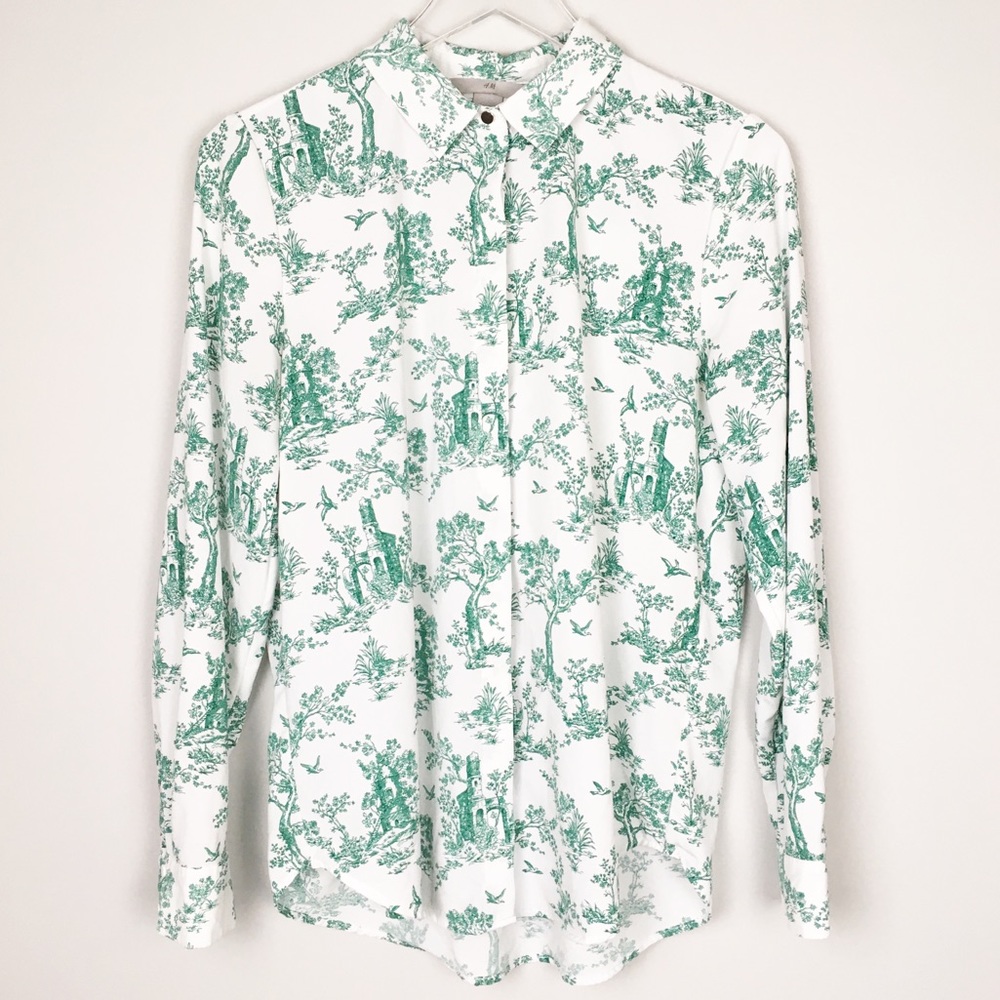 {H&M} Green and white toile button down blouse
